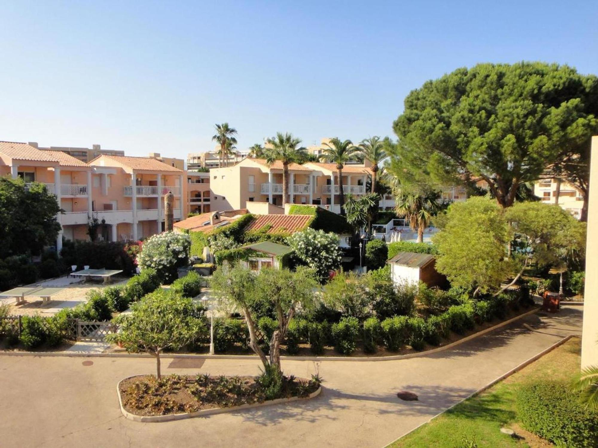 Appartement Accueillant A Golfe Juan 30 M² Piscine Zewnętrze zdjęcie